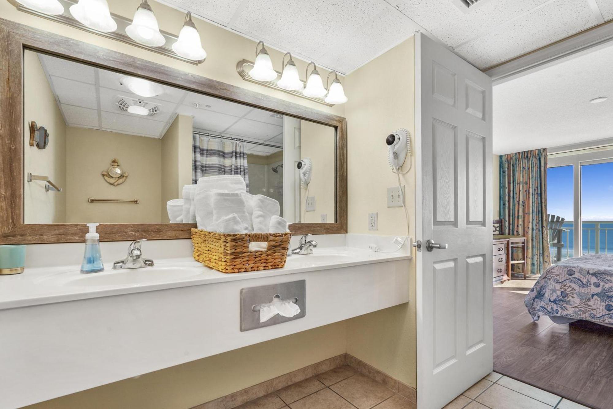 2501 S Ocean Blvd, 0211 - Ocean Front Sleeps 8 Villa Myrtle Beach Bagian luar foto